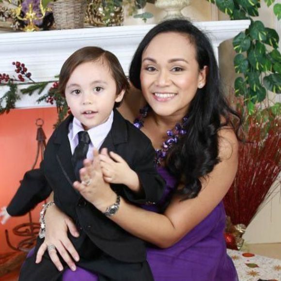 Meet your Posher, Sharon - Picture 1 of 1